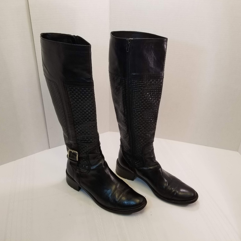 EUC. Cole Haan Waffle Leather. Made in Italy 8B